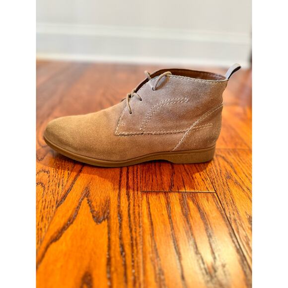 Franco Sarto Womens Taupe Beige Pebbles Suede Chukka Boot Bootie Size 6.5M - Picture 2 of 11